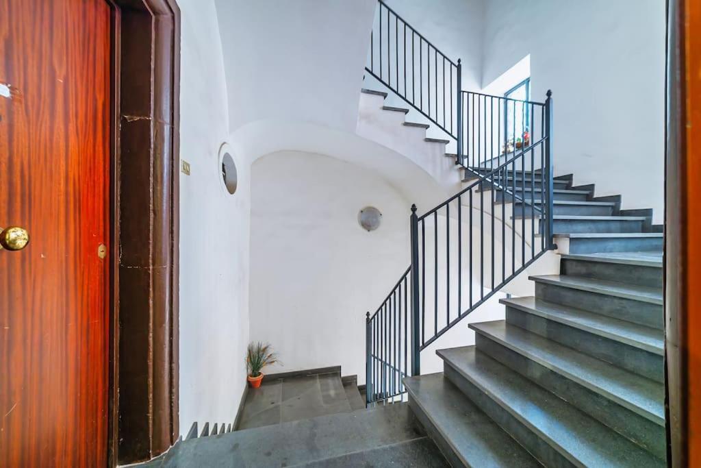 Centro- Benedettini'S Apartament Aeroporto di Catania Fontana Rossa Esterno foto